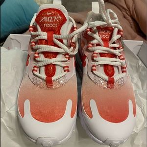 Nike Air Max 270 React SE